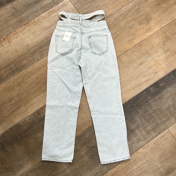 NWT{Forever 21}Sz 25 Cut Out Straight Leg Light Denim Jeans - Picture 10 of 16